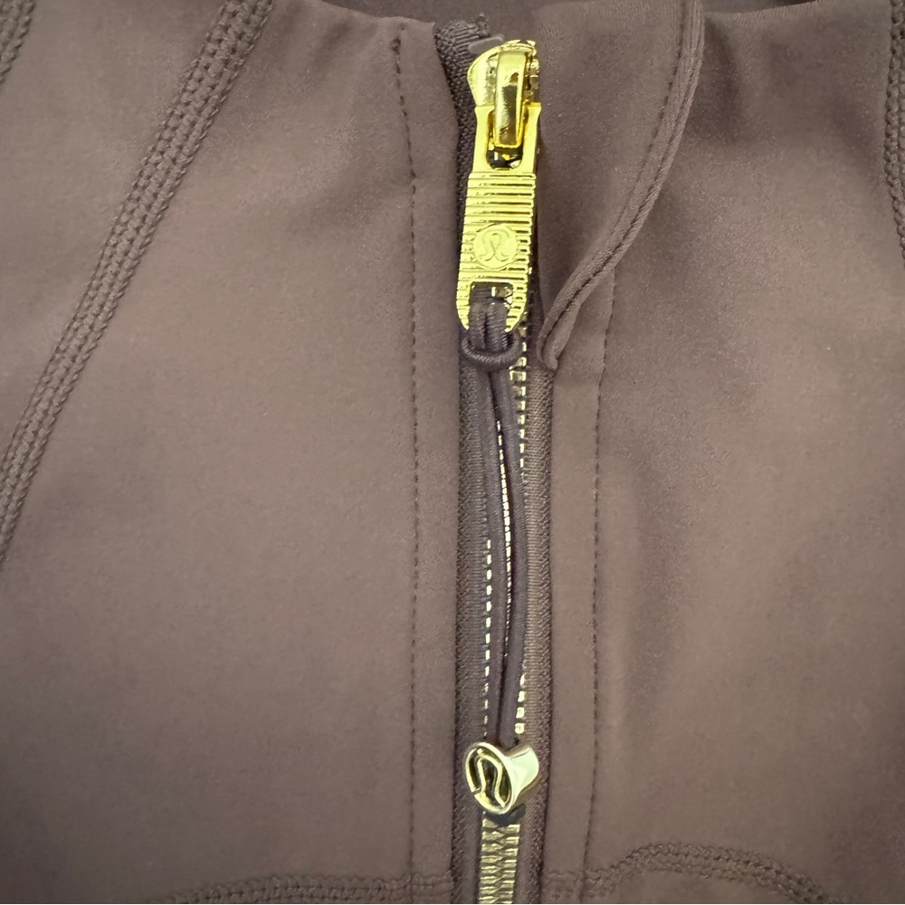Lululemon Women's Brown Zip-Up Activewear - Picture 8 of 11